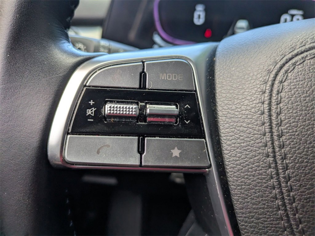 Used 2025 Kia Telluride S image 15