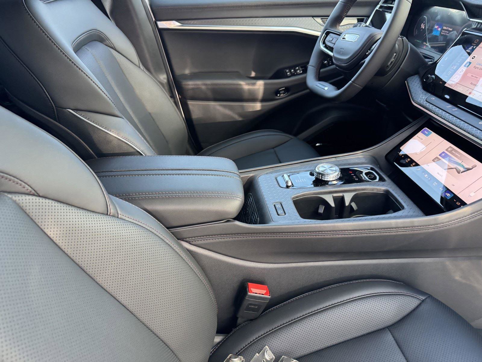 New 2025 Jeep Wagoneer S Limited image 8