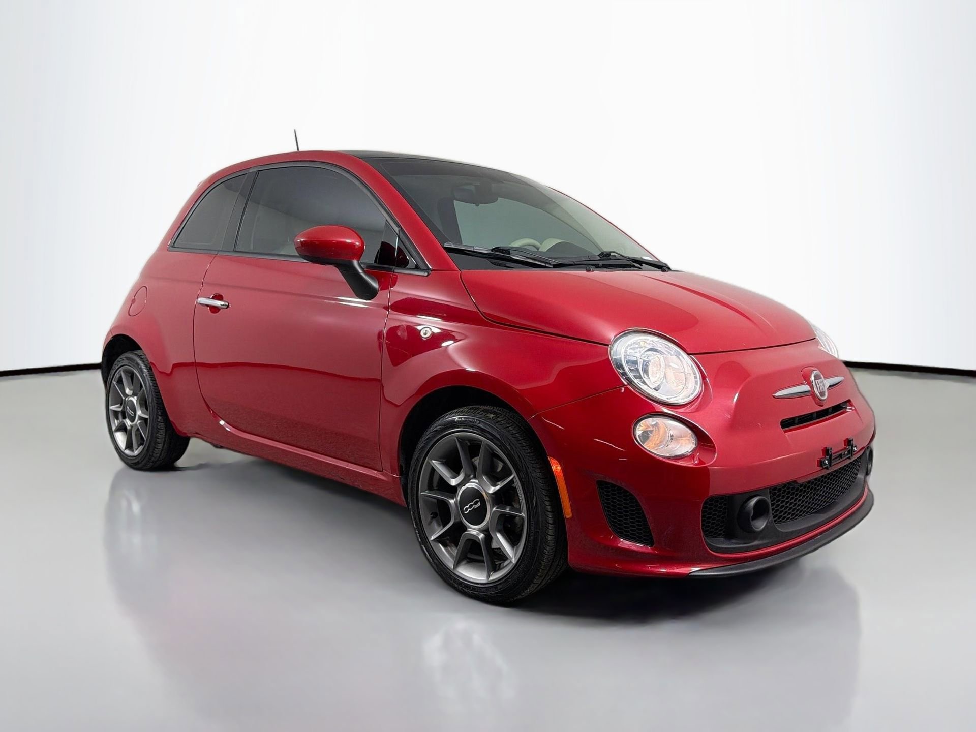 Used 2019 FIAT 500 Pop FWD image 3