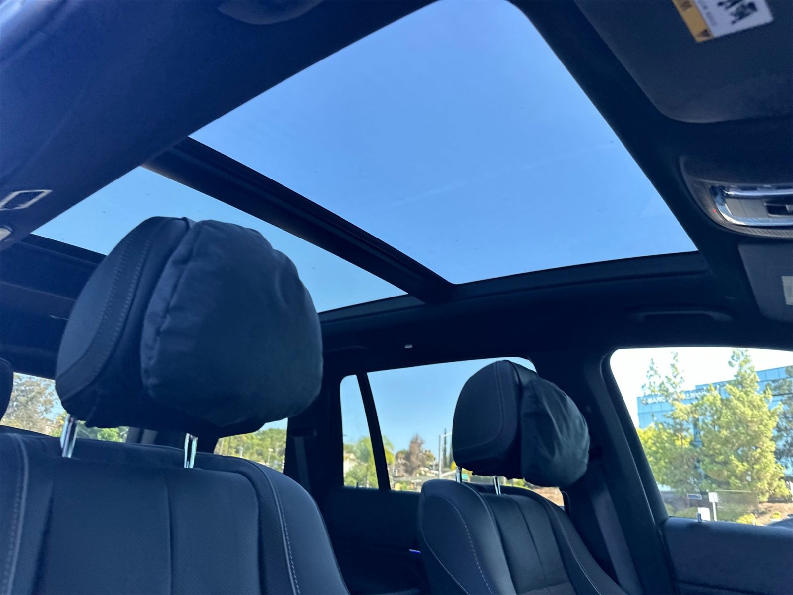 New 2026 Mercedes-Benz GLS 450 4MATIC image 18