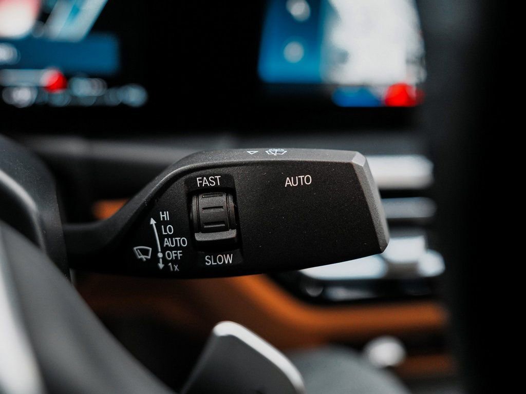 Used 2023 BMW 330e xDrive image 25