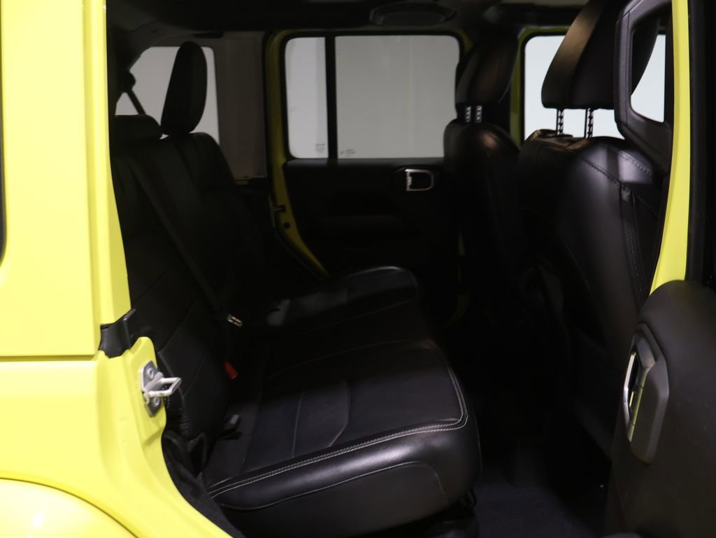Used 2022 Jeep Wrangler Unlimited Sahara w/ Cold Weather Group image 20
