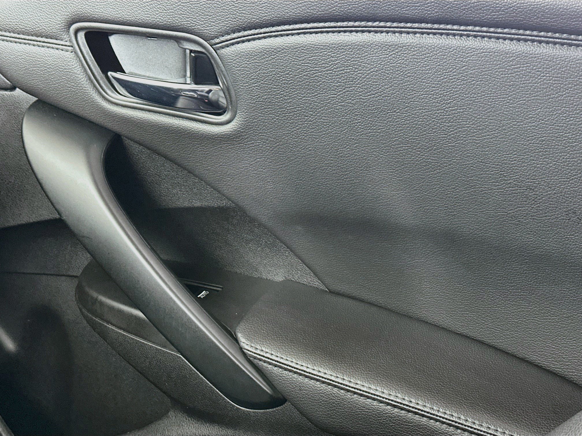 Used 2018 Acura RDX AWD image 17