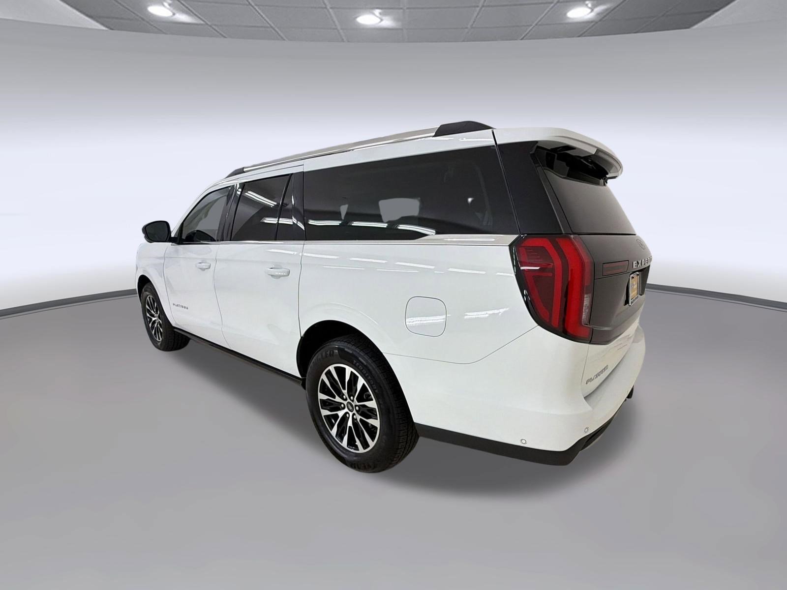 Certified 2025 Ford Expedition Max Platinum AWD/4WD image 3