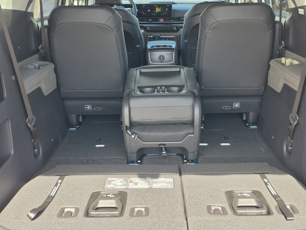 New 2026 Kia Carnival image 14