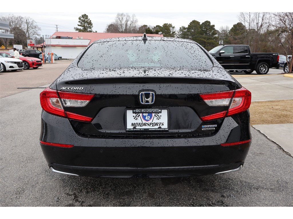 Used 2022 Honda Accord Touring image 4