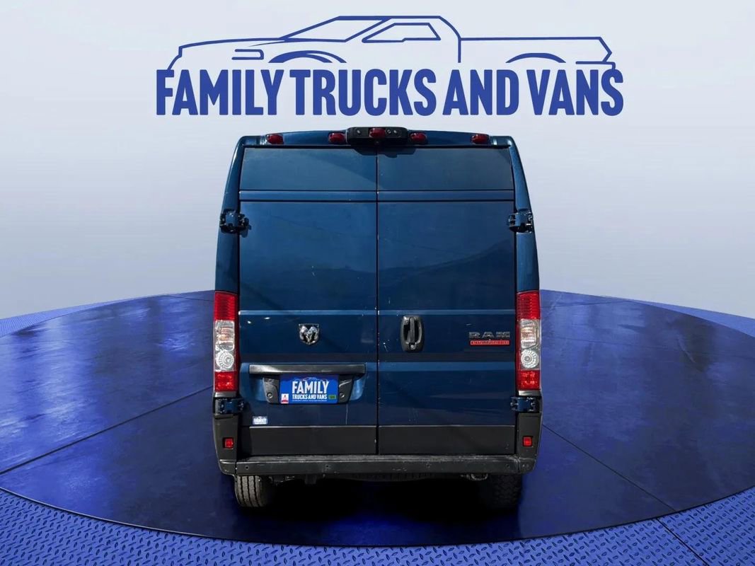 Used 2022 RAM ProMaster 2500 w/ Driver Convenience Group image 4