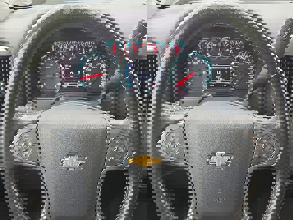 Used 2018 Chevrolet Silverado 1500 LT w/ Texas Edition image 15