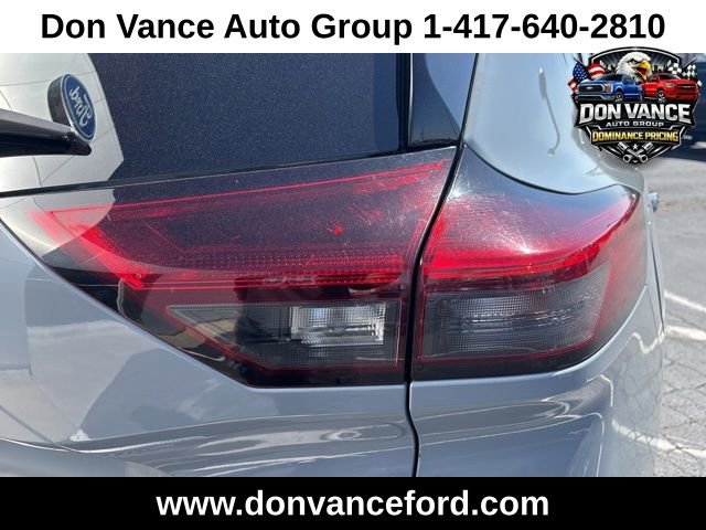 Used 2022 Nissan Rogue SL w/ SL Premium Package image 11