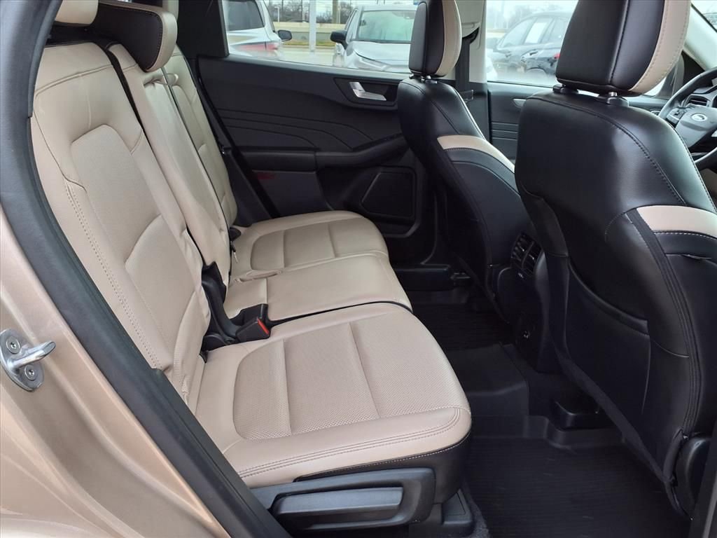 Used 2021 Ford Escape Titanium image 21