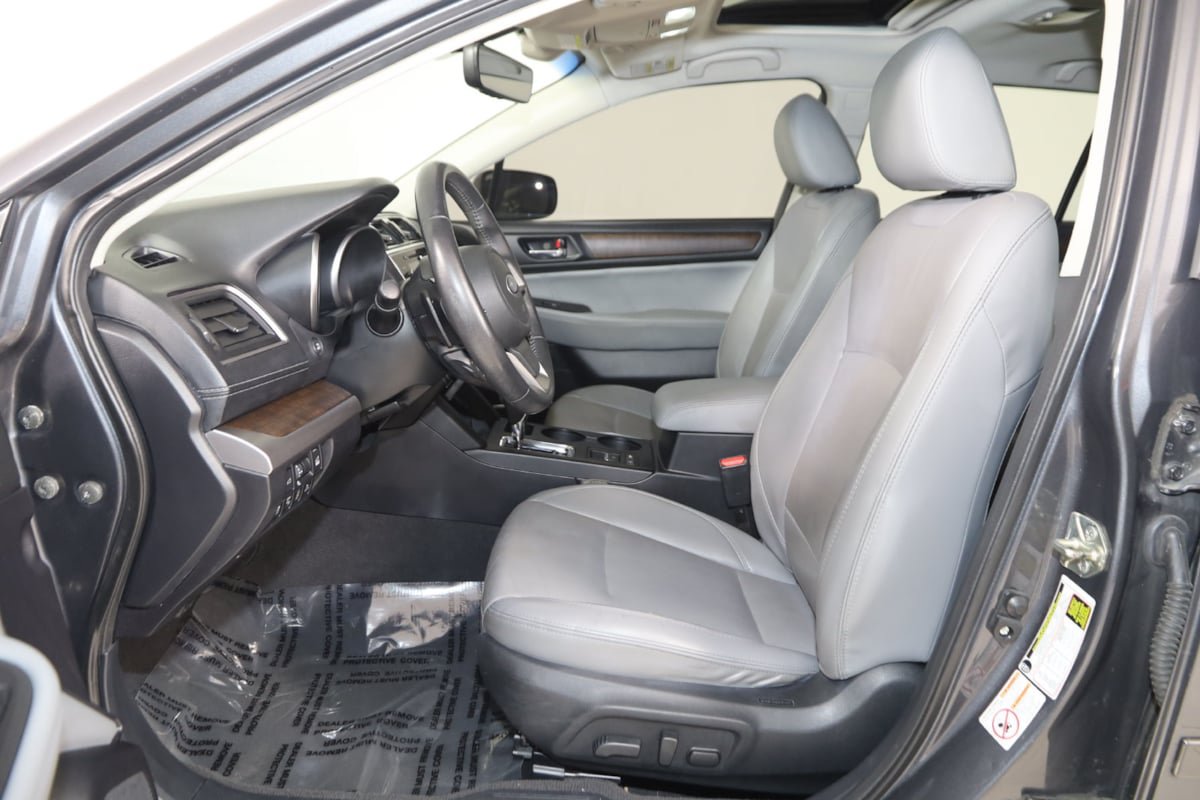 Used 2019 Subaru Outback 2.5i Limited AWD/4WD image 13