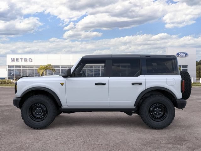 New 2026 Ford Bronco Badlands w/ Black Appearance Package AWD/4WD image 3