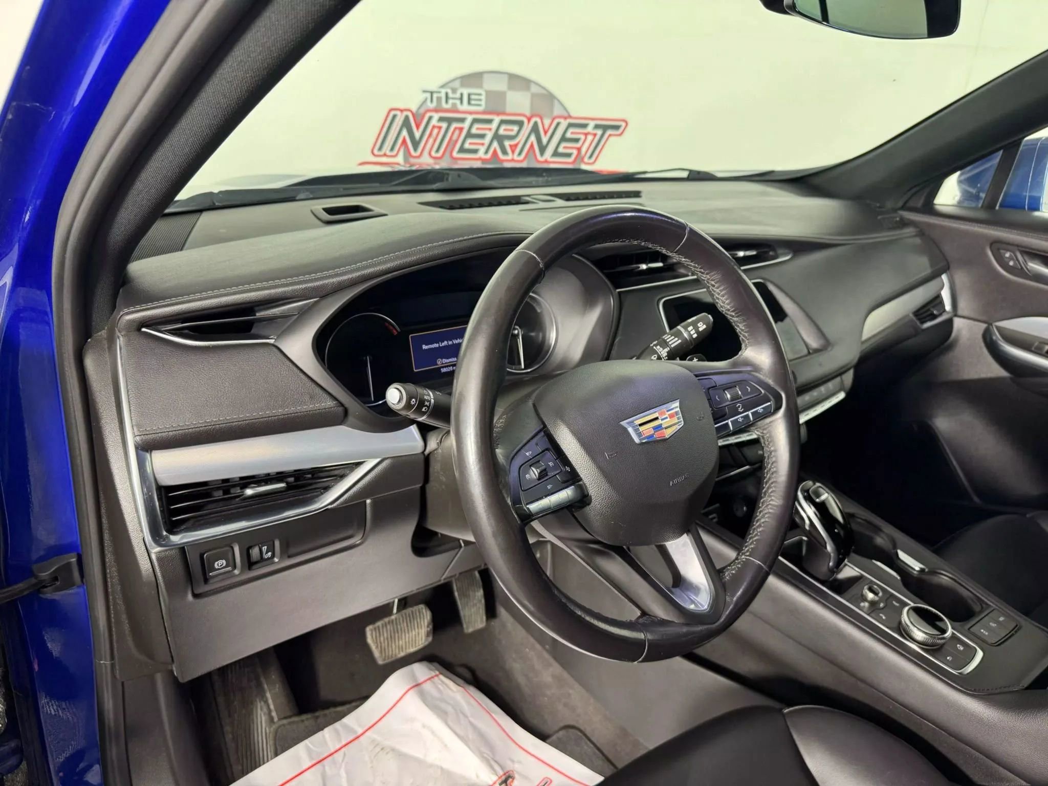 Used 2021 Cadillac XT4 Premium Luxury image 10