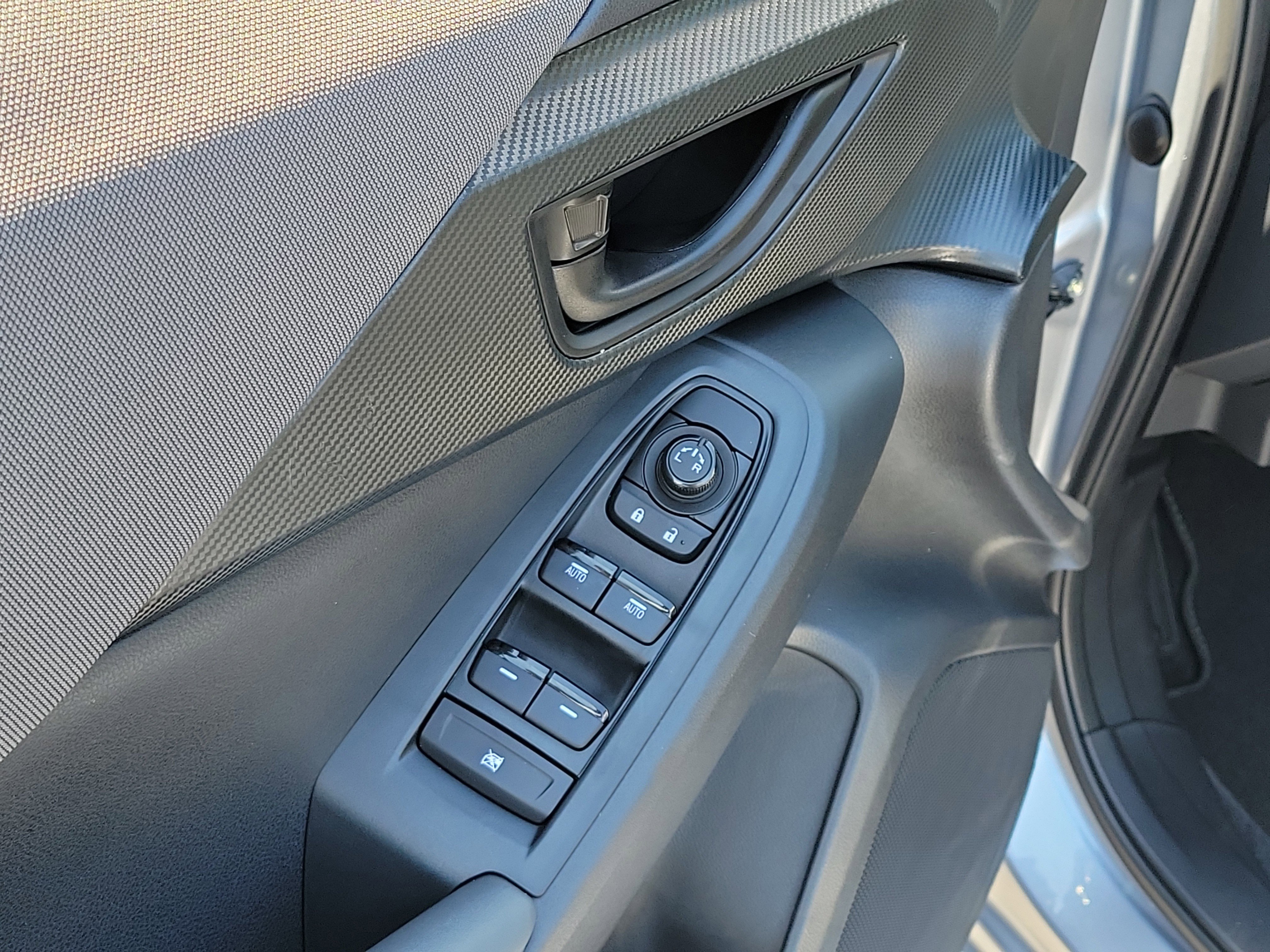 Certified 2024 Subaru Crosstrek 2.0i image 20