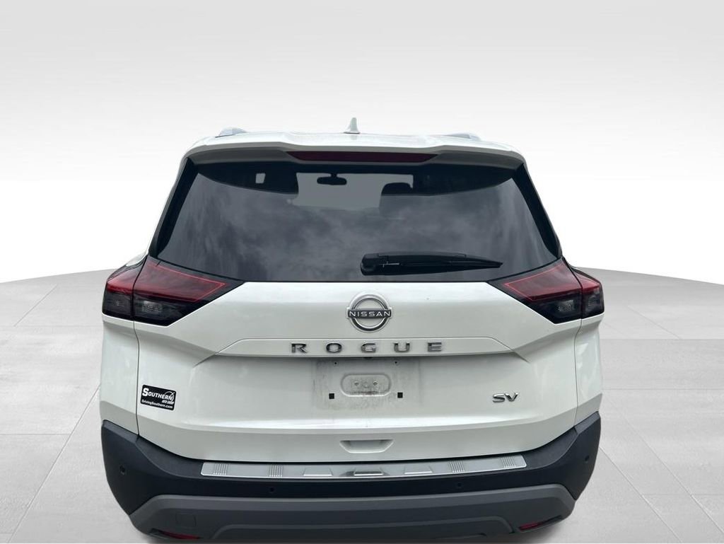 Used 2023 Nissan Rogue SV w/ SV Premium B Package FWD image 4
