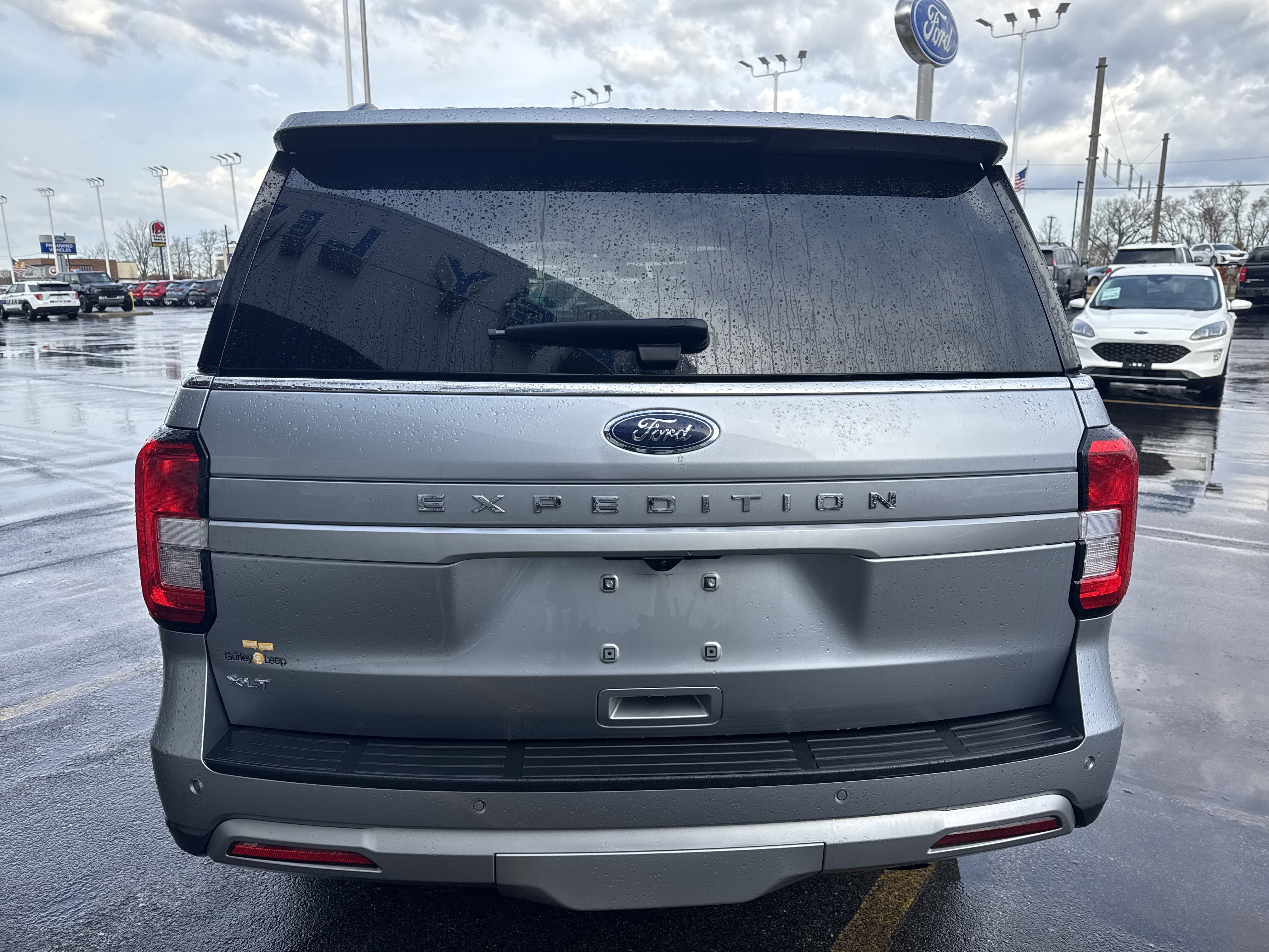 Certified 2024 Ford Expedition XLT AWD/4WD image 6