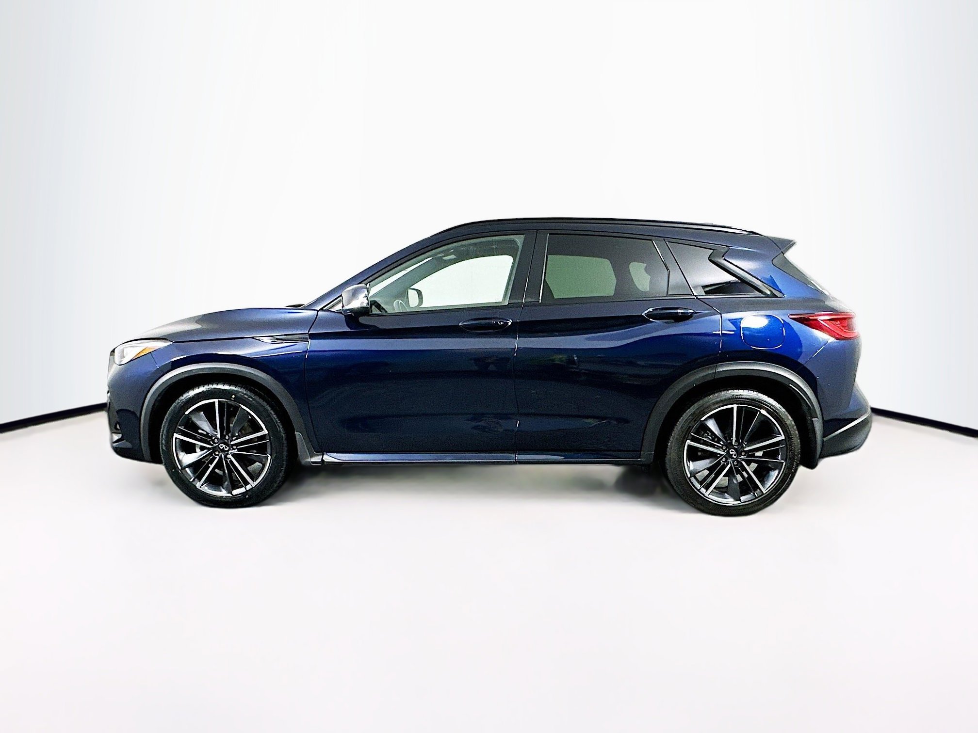 Used 2023 INFINITI QX50 Sport image 4