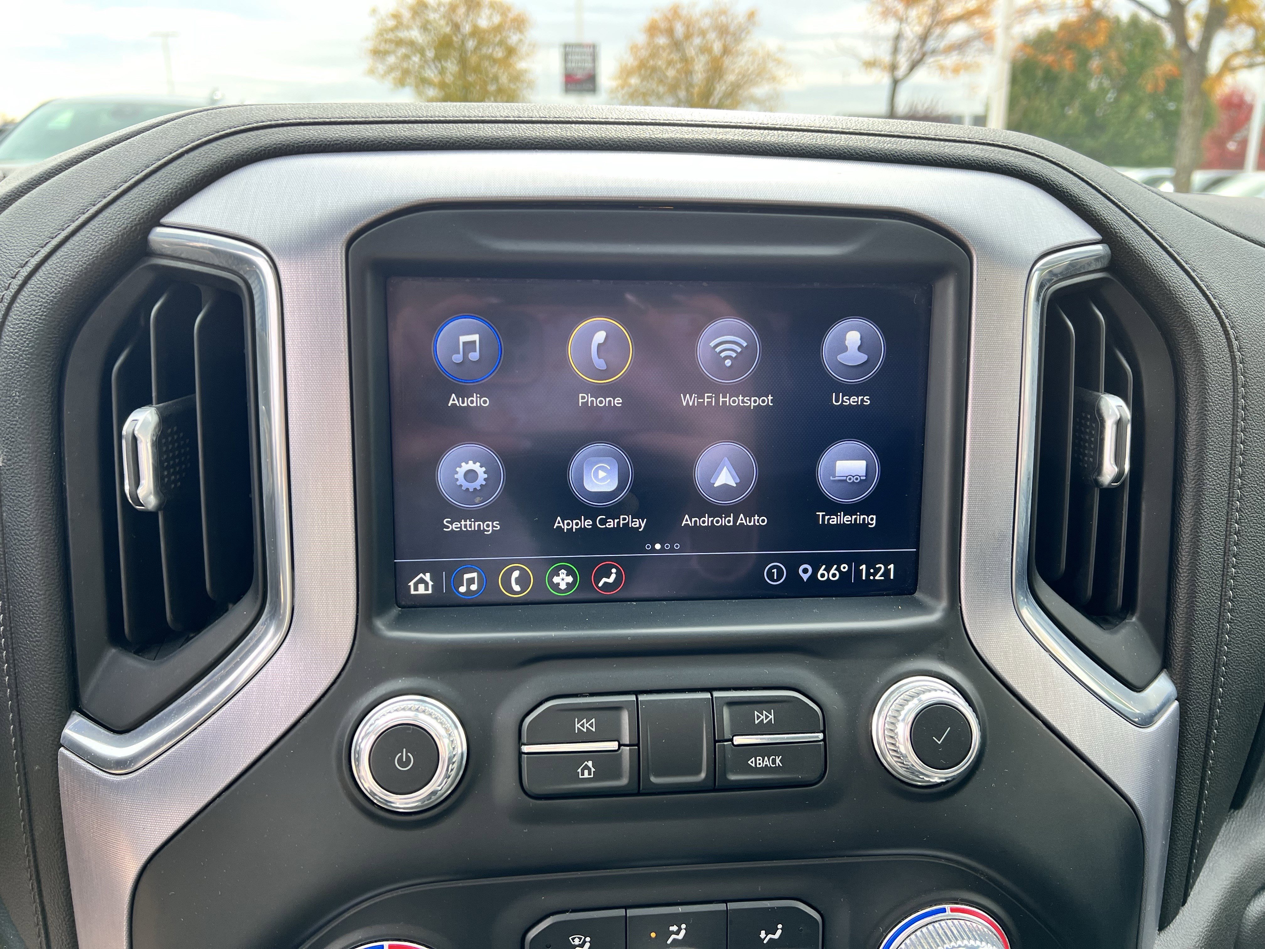 Used 2020 GMC Sierra 1500 Elevation w/ Elevation Value Package image 18