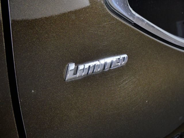 Used 2023 Toyota Tundra Limited w/ TRD Off-Road Package AWD/4WD image 7