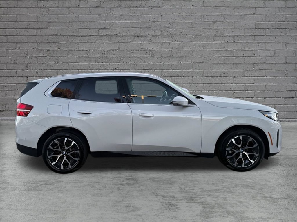 Used 2025 BMW X3 xDrive30i AWD/4WD image 8