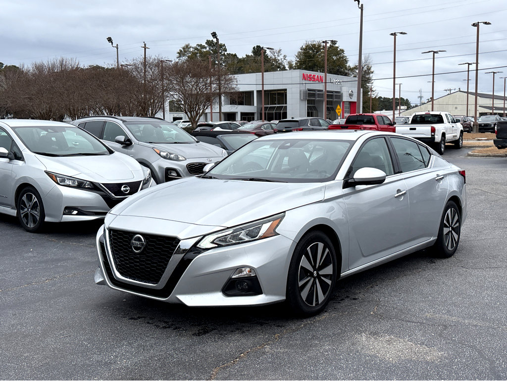 Used 2019 Nissan Altima 2.5 SV image 3
