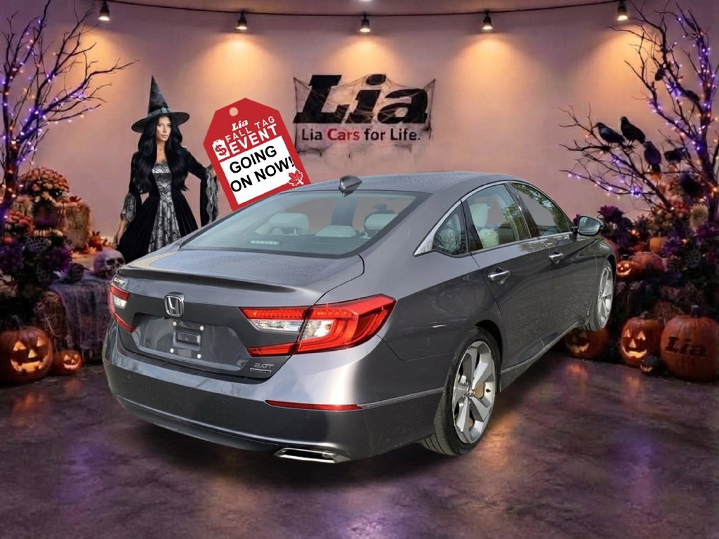 Used 2018 Honda Accord Touring image 3