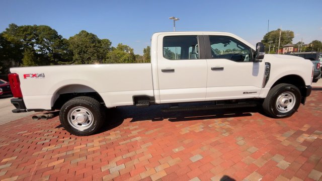 Used 2024 Ford F350 XL AWD/4WD image 2