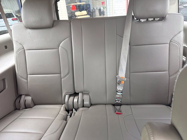 Used 2016 Chevrolet Suburban LTZ AWD/4WD image 12