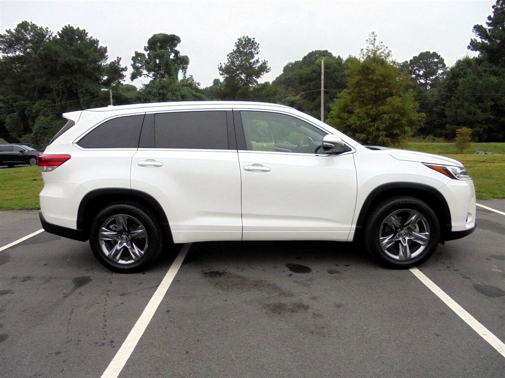 Used 2018 Toyota Highlander Limited Platinum image 6