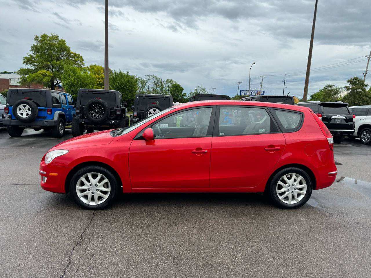 Used 2009 Hyundai Elantra FWD image 6