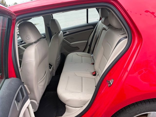 Used 2017 Volkswagen Golf Wolfsburg Edition image 14