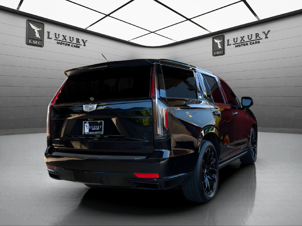 Used 2023 Cadillac Escalade Sport Platinum w/ LPO, ONYX Package AWD/4WD image 8