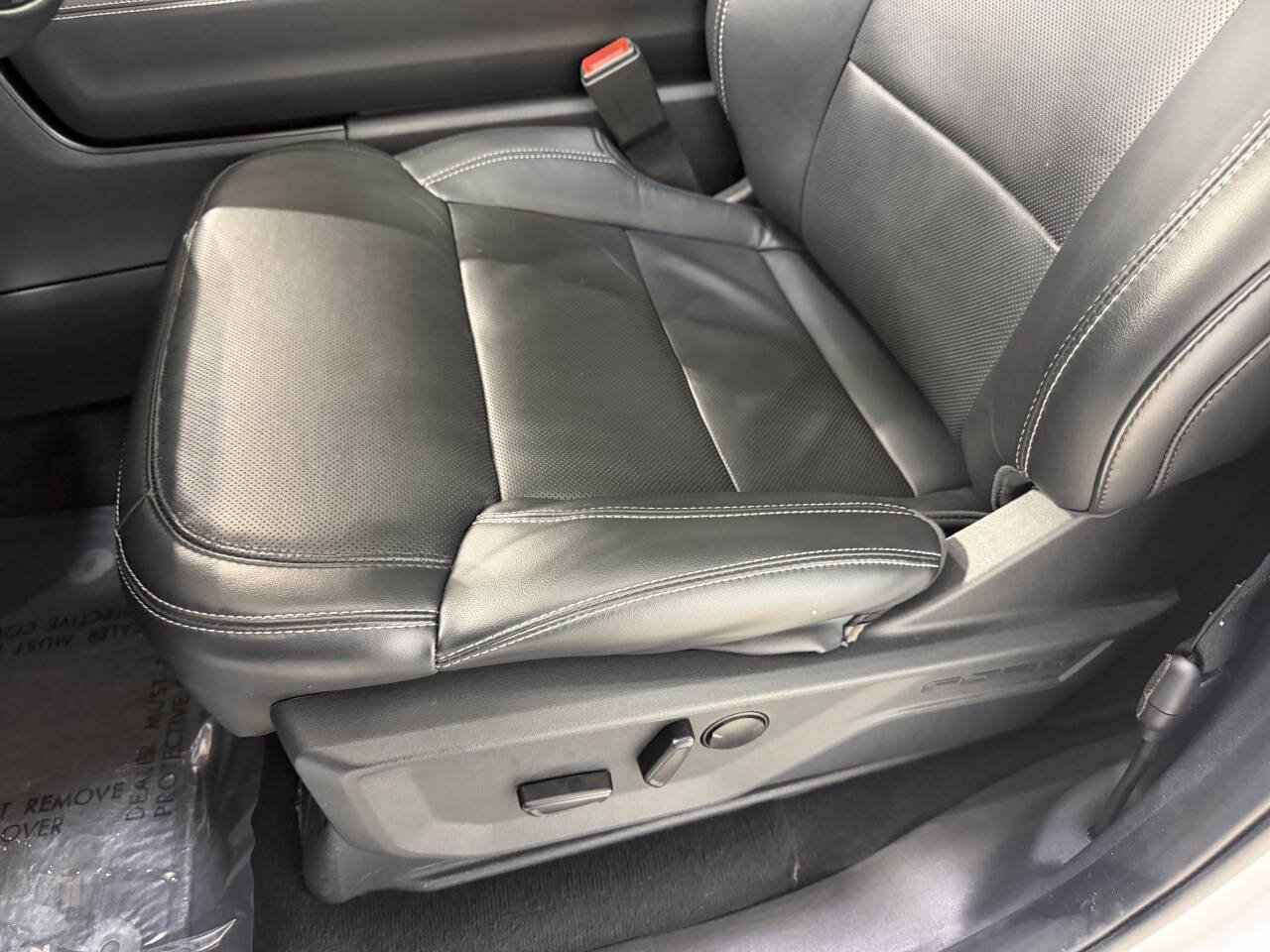 Used 2025 Ford Expedition Platinum AWD/4WD image 23