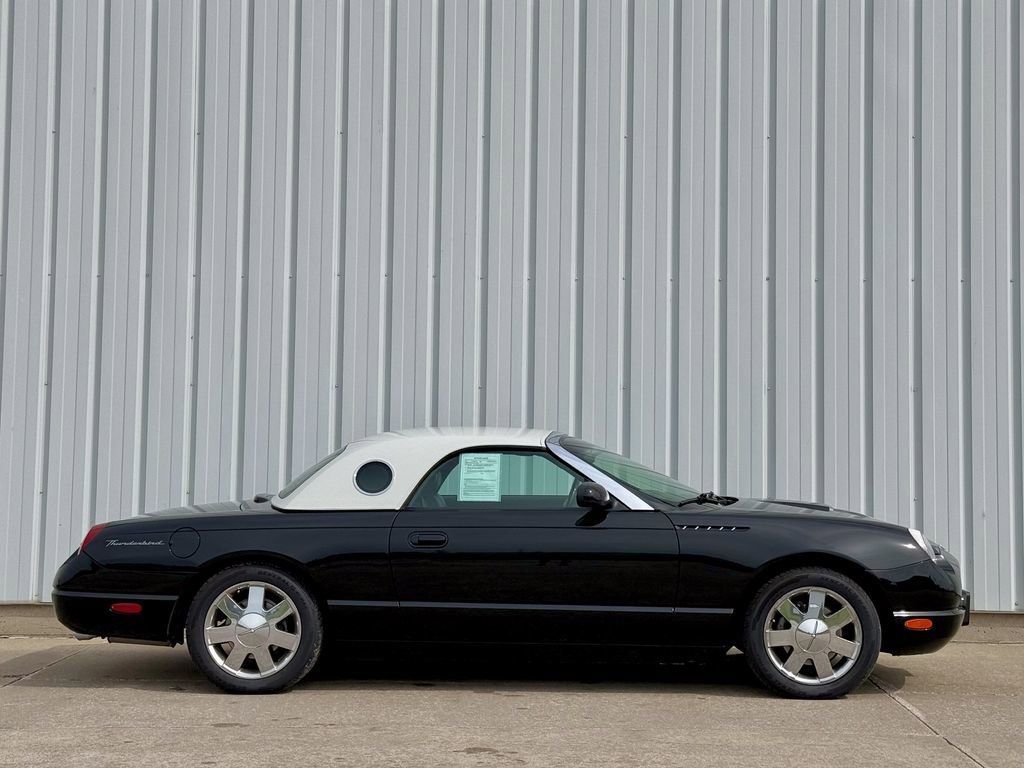 Used 2002 Ford Thunderbird image 7