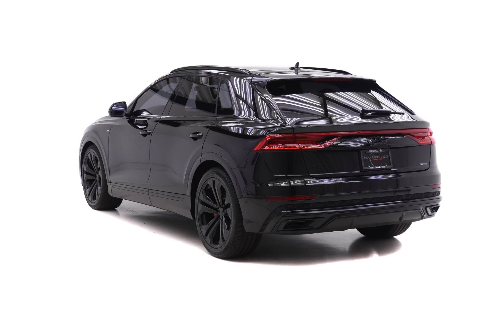 Certified 2022 Audi Q8 Prestige w/ Prestige Package AWD/4WD image 5