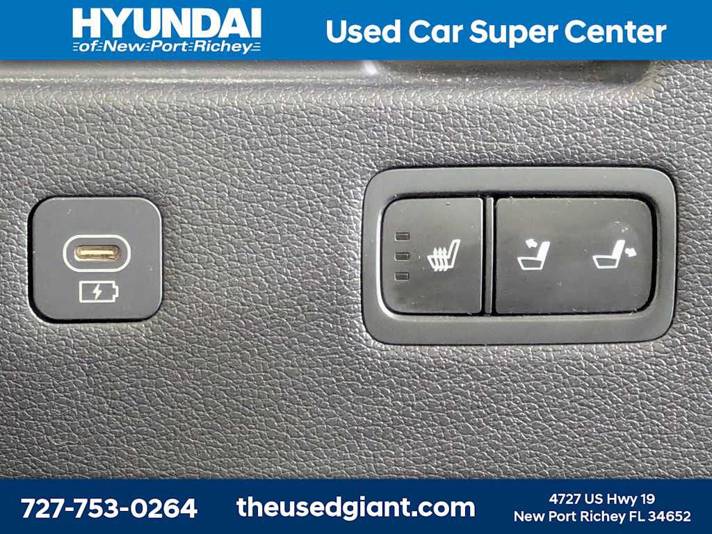 Used 2023 Hyundai Palisade Calligraphy FWD image 16