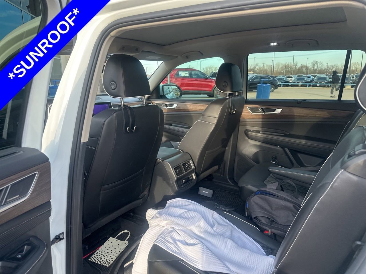 Used 2024 Volkswagen Atlas SEL Premium R-Line