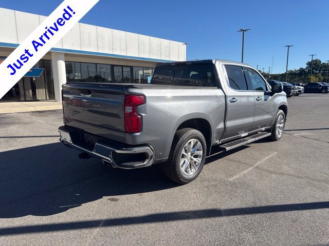 Used 2022 Chevrolet Silverado 1500 LTZ AWD/4WD image 3
