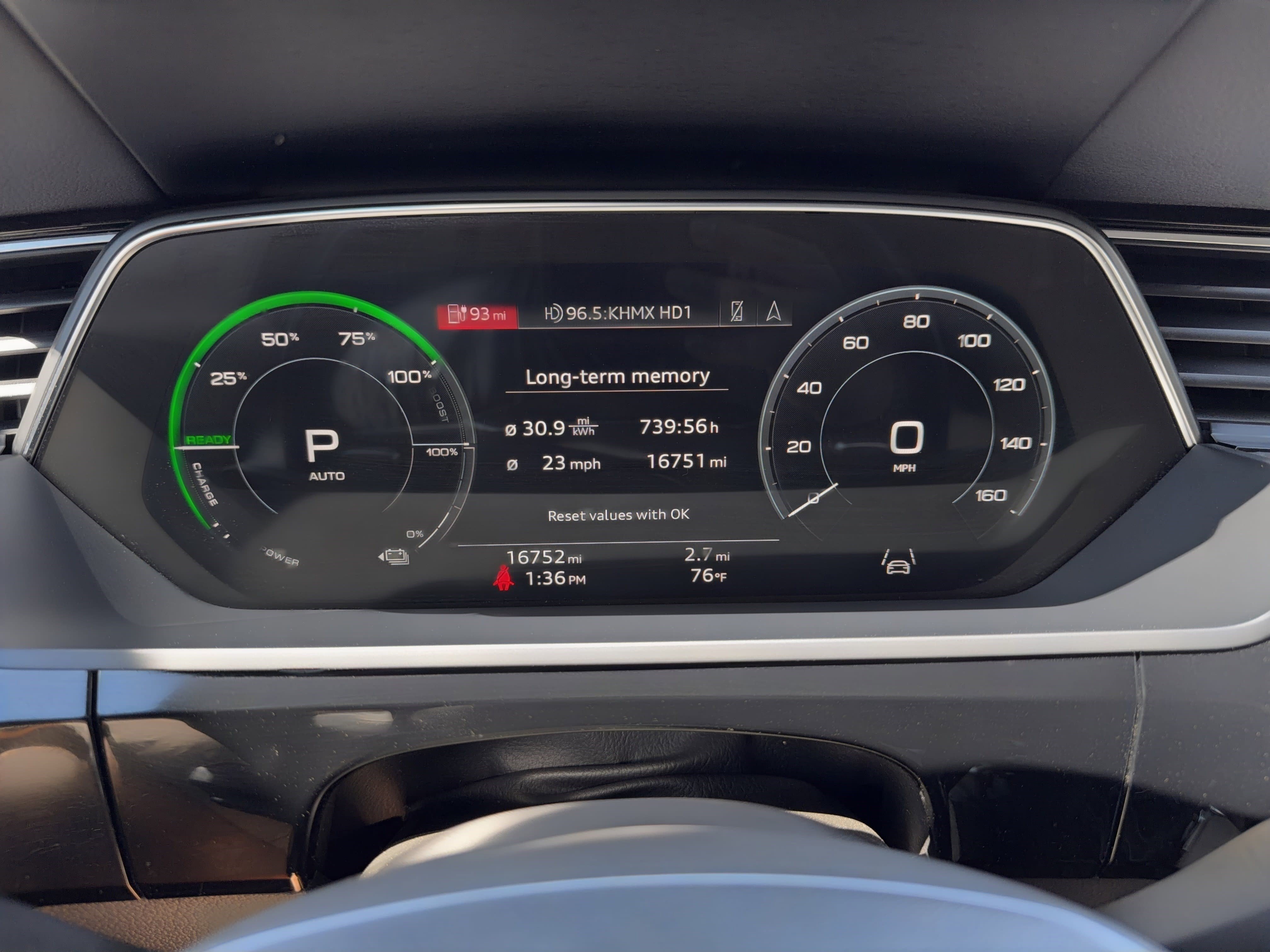 Used 2021 Audi e-tron Premium w/ Convenience Plus Package image 26