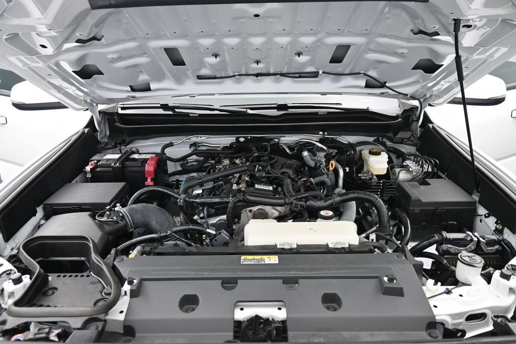 Used 2024 Toyota Tacoma TRD Sport AWD/4WD image 26