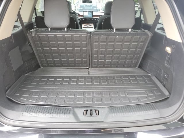 Certified 2023 Lincoln Aviator Reserve w/ Equipment Group 201A AWD/4WD image 24