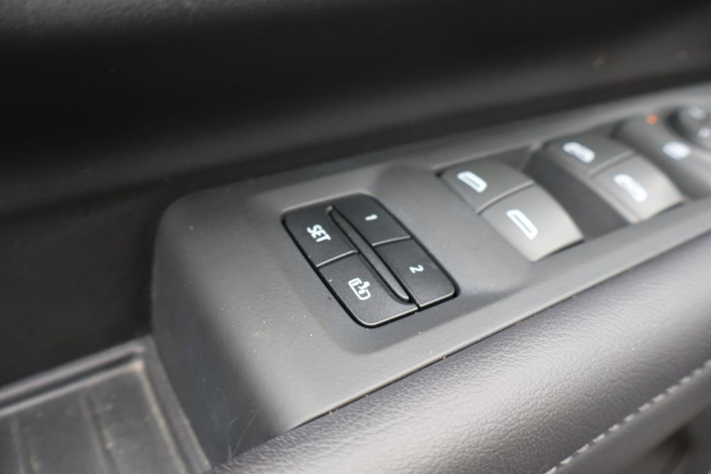 Used 2023 Chevrolet Tahoe LT image 10