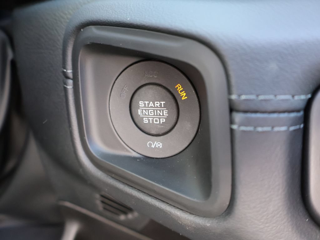 New 2026 Jeep Wrangler Unlimited Rubicon AWD/4WD image 32