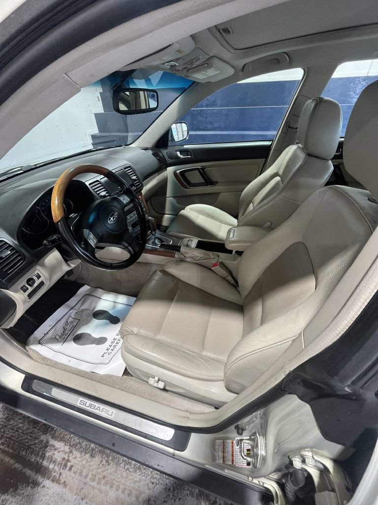Used 2006 Subaru Outback 3.0R L.L. Bean w/ Popular Equipment Group 2B image 6