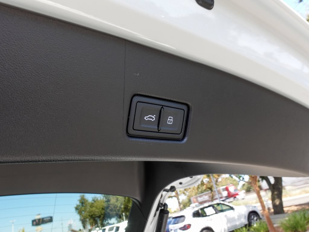 Used 2023 Audi Q4 e-tron Premium Plus w/ Premium Plus AWD/4WD image 23