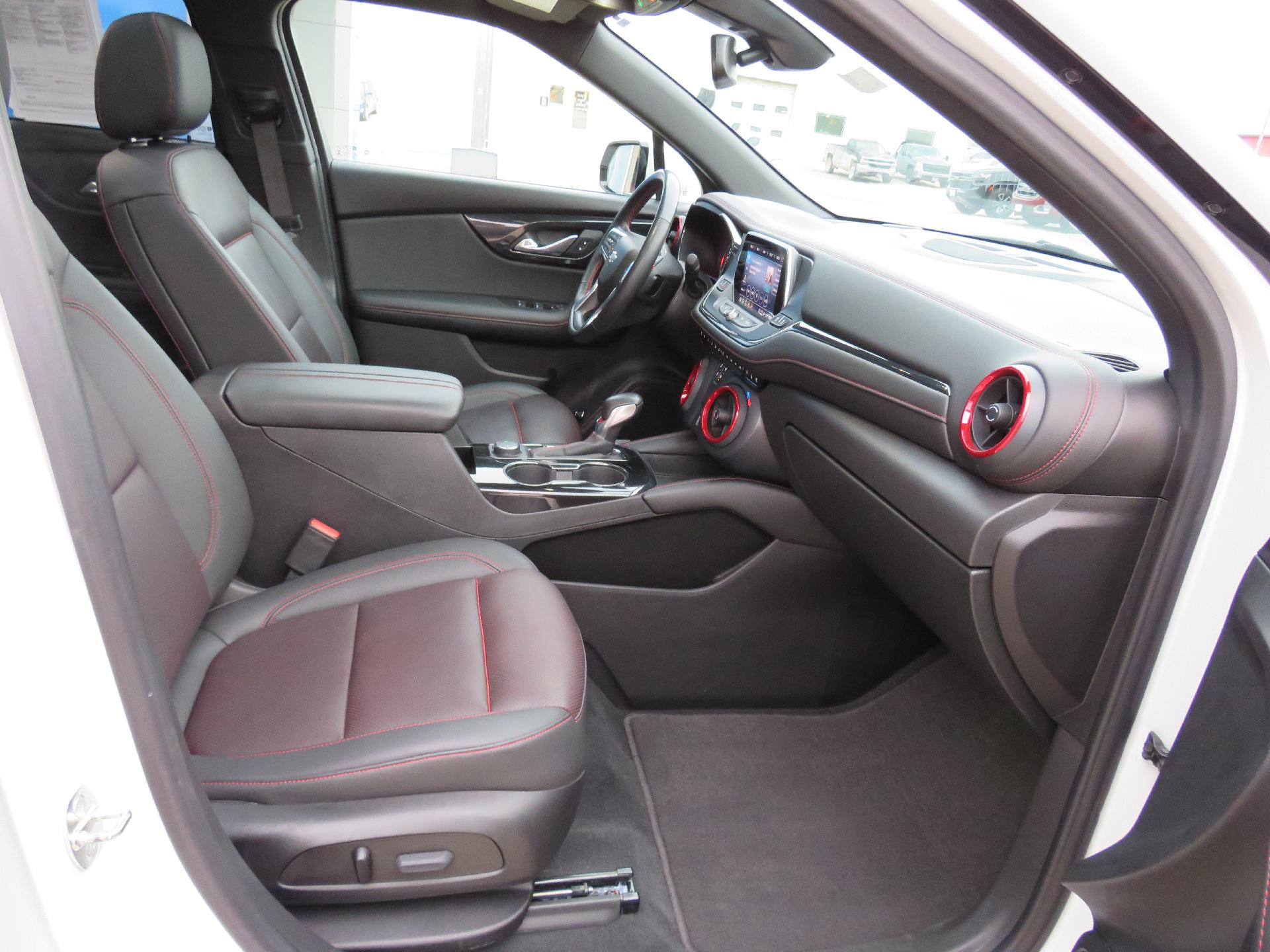 Used 2021 Chevrolet Blazer RS w/ Enhanced Convenience Package image 13