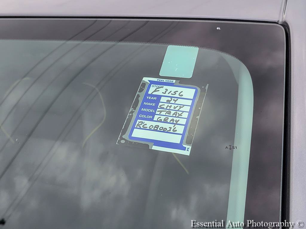 Used 2024 Chevrolet Trax ACTIV w/ Sunroof Package FWD image 35