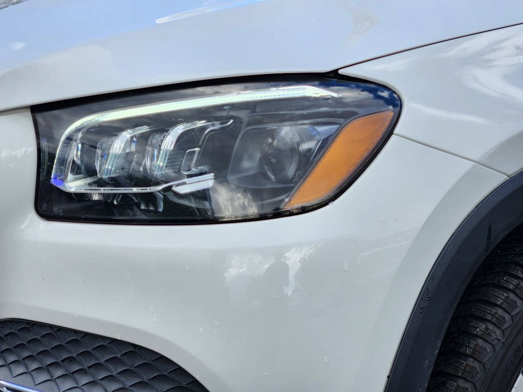Used 2023 Mercedes-Benz GLS 450 4MATIC image 8