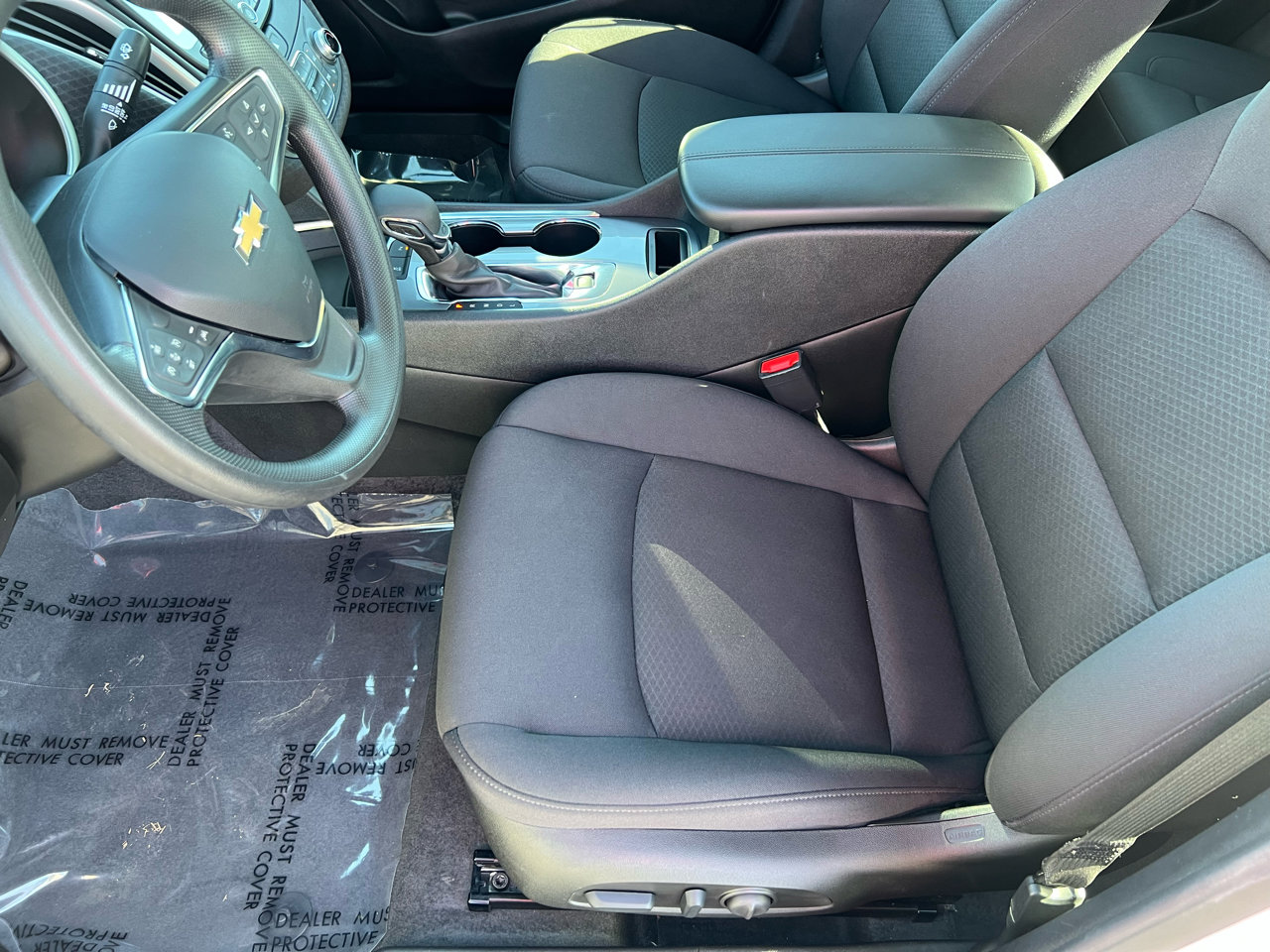 Used 2025 Chevrolet Malibu LT image 35