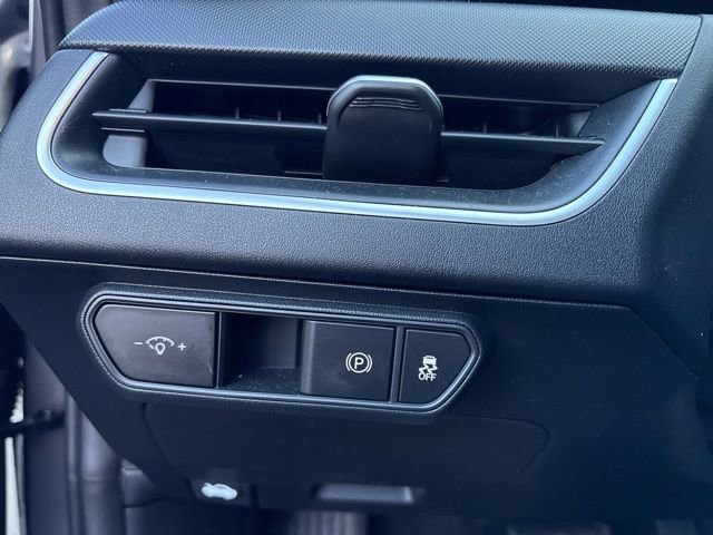 Used 2025 Kia K4 LXS image 22